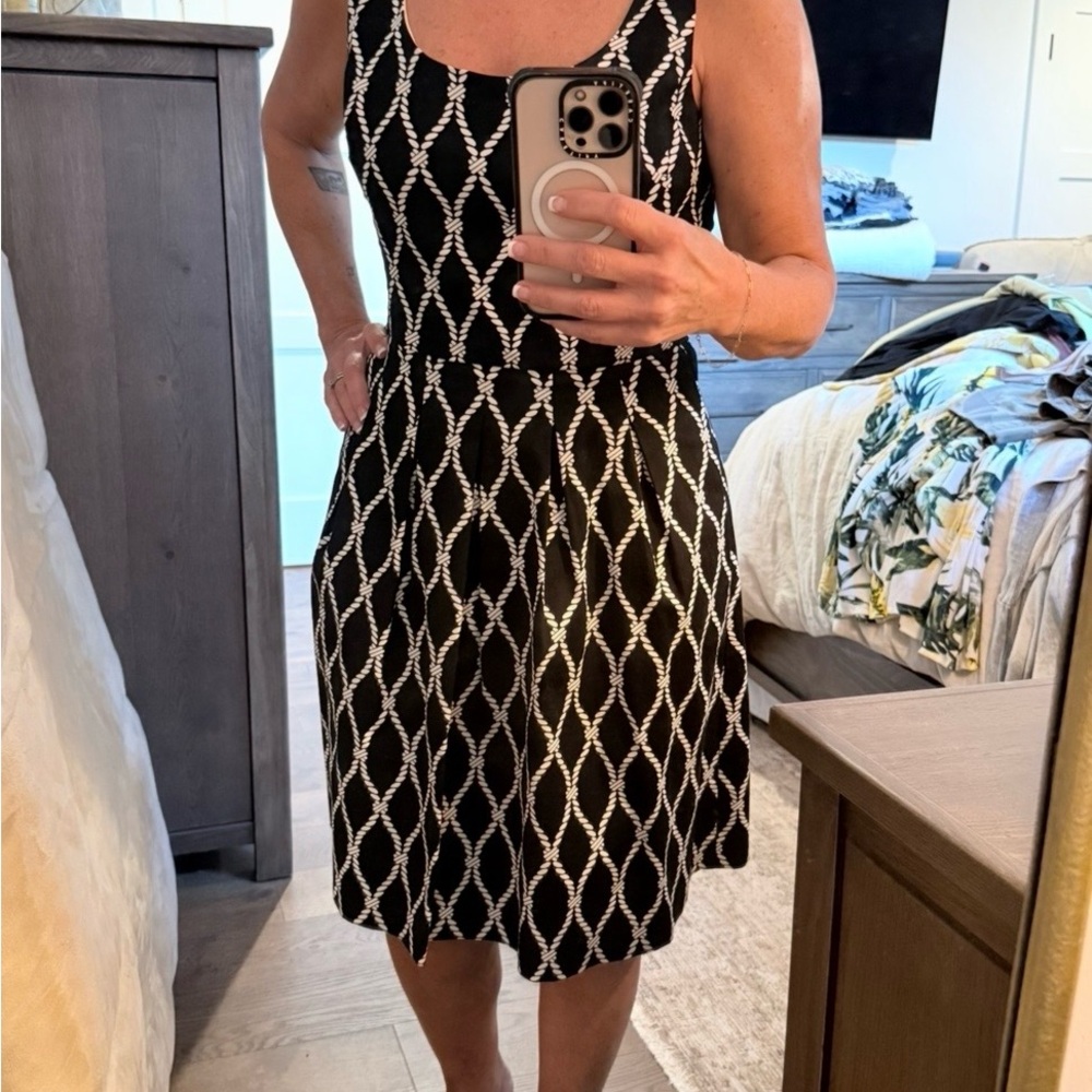 Banana Republic Black and White Rope Design Dress